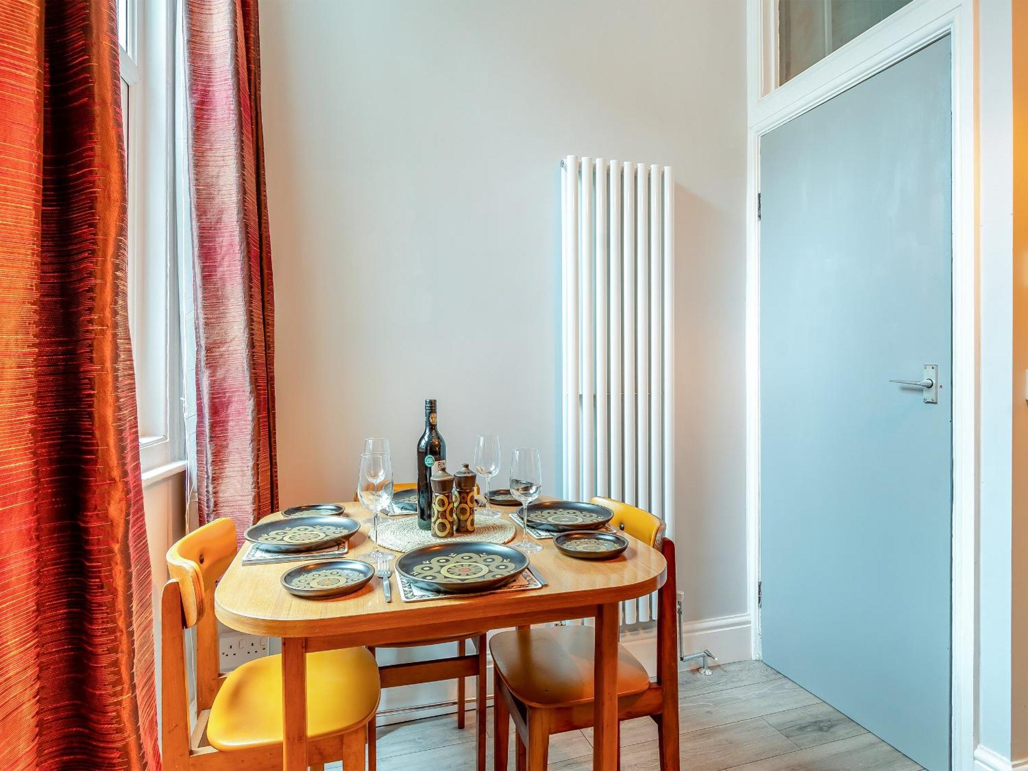 Holiday home The Bolt Hole *